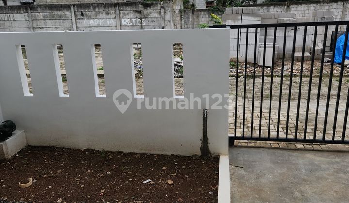 Rumah 2 Lantai Area Graha Raya Dekat ke Fortune Graha 2