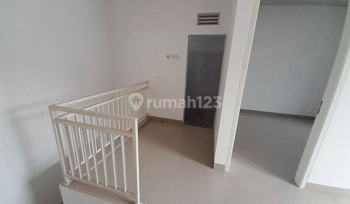 Rumah Minimalis 2 Lantai Unfurnished 2