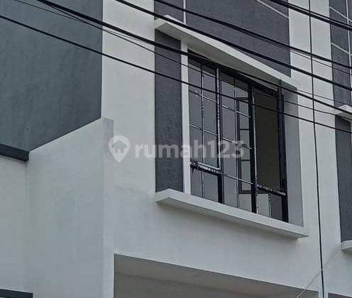 Rumah Baru Ciledug Raya 2 Lantai Bisa Kpr Bank  1