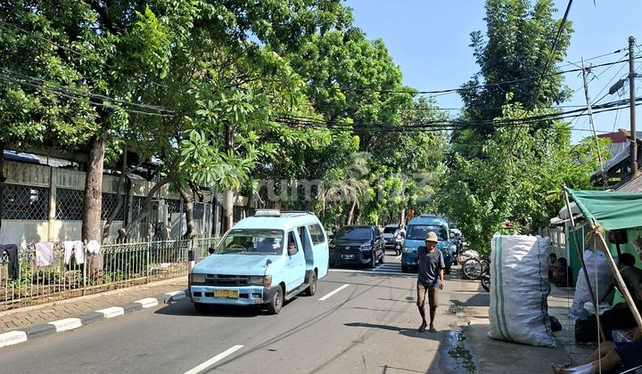 Gudang 1 Lantai Area Ps Senen Dekat Stasiun 