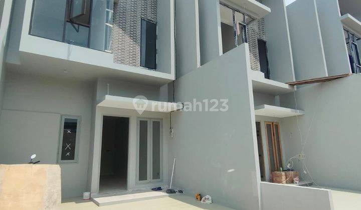 Rumah Ciledug Raya One Gate Sistem Siap Huni 1