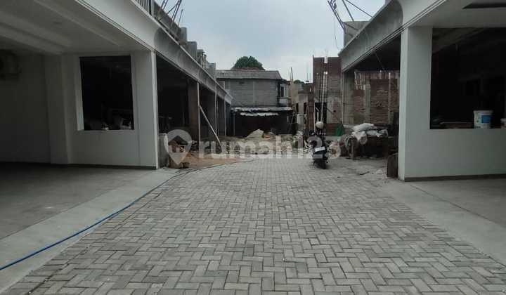 Rumah 2 Lantai Area Cipadu Dekat ke Pd Aren 2