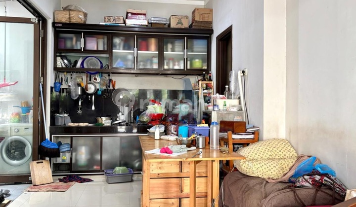 Rumah 2 Lantai Area Graha Raya Dekat Pusat Kota 2