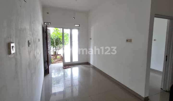 Rumah 2 Lantai Area Cluster Green Larangan  2