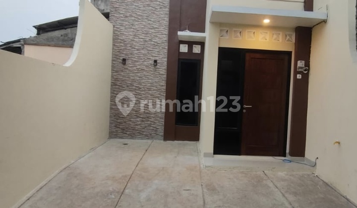 Rumah 1 Lantai Area Ciledug Akses 1 Mobil Rumah 1 Lantai Area Ciledug Akses 1 Mobil