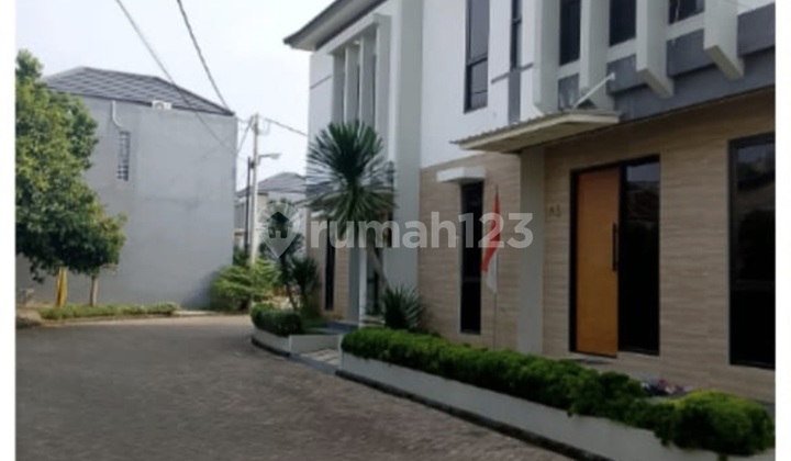 2-Story House in Larangan Area Near Puribeta Bus Stop 1