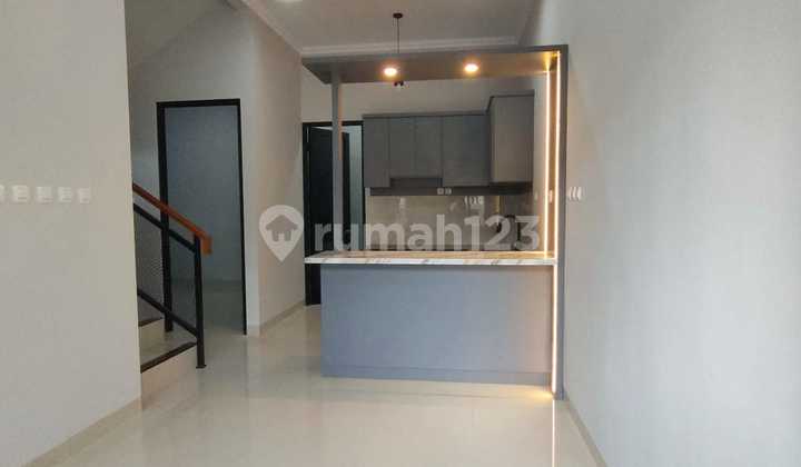Rumah 2 Lantai Area Ciledug Dekat Rs Aqidah Rumah 2 Lantai Area Ciledug Dekat Rs Aqidah