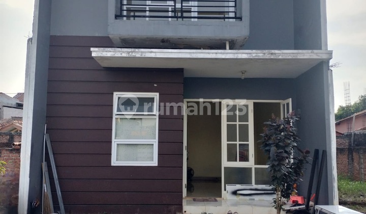 Rumah 2 Lantai Area Larangan Dekat Superindo Rumah 2 Lantai Area Larangan Dekat Superindo