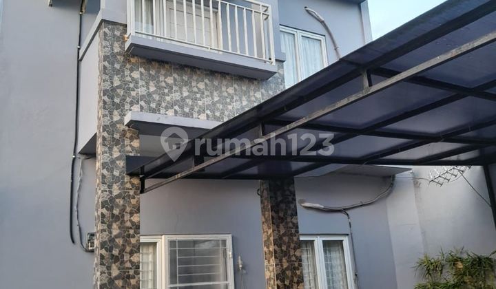 Rumah 2 Lantai Area Graha Raya Dekat Graha Bunga