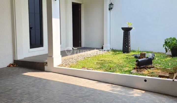 Rumah Modern Bsd Giri Loka, Classic Full Furnish Siap Huni  2