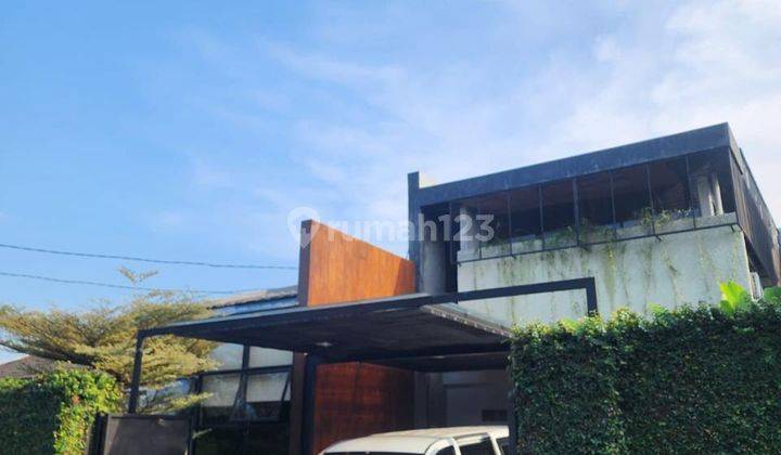 Rumah Cantik Modern Tropis Lebak Bulus Siap Huni  1