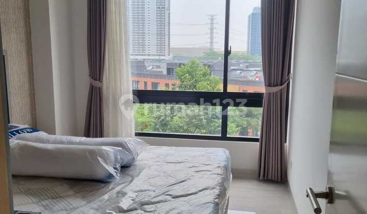 Fully Furnished Lloyd Apartment Ready to Occupy 2