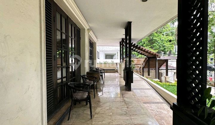 Nice South Jakarta House in Blok M, Suitable for Hotel or Showroom, etc. 2