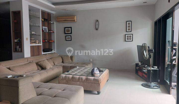 Rumah murah Jakarta Barat Duri permai Barat plus Kavling kolam renang semi furnish siap huni 2