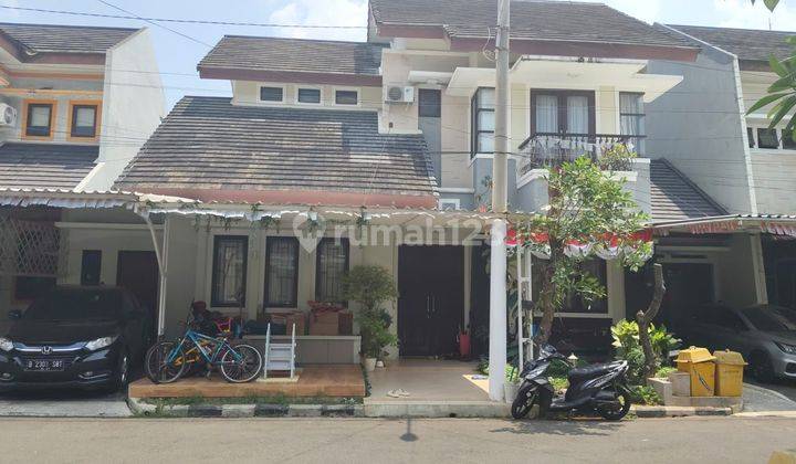 Rumah Cantik Kolam Renang Jakarta Selatan Jagakarsa Siap Huni 2