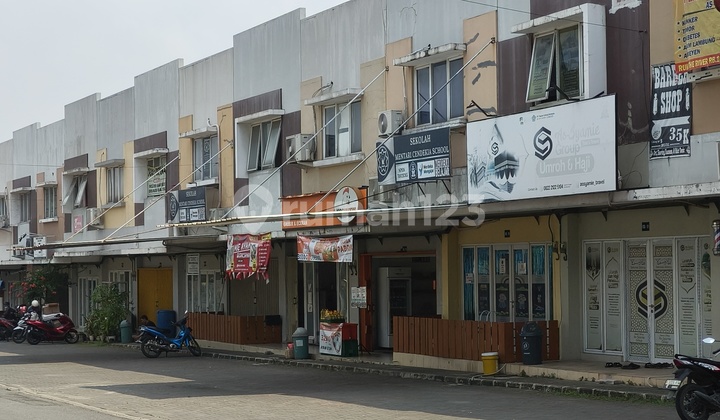 Affordable Shop House The River Parung Panjang Fully Renovated Ready to Occupy 2