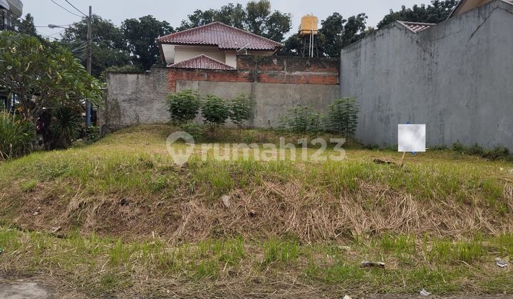 For Quick Sale Corner Plot in Griya Loka Sector 1.4 Bsd