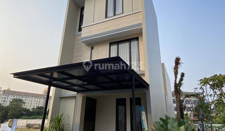 RUMAH DIPUSAT KOTA MODERNLAND TANGERANG KOTA 3 LANTAI 1