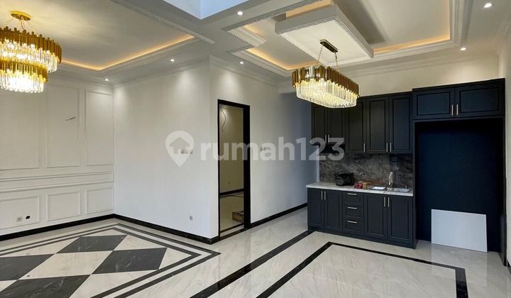 DIJUAL RUMAH MEWAH BRAND NEW AMERICAN CLASSIC JAGAKARSA  2