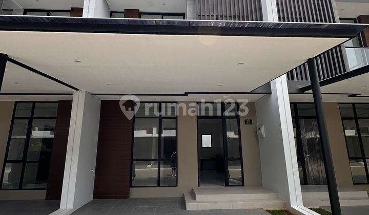Di Jual / Sewa Rumah di Kuningan Village Pik 2 Siap Huni