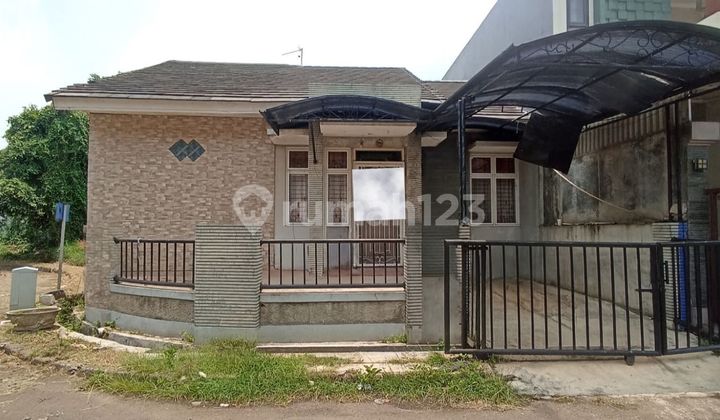 For Quick Sale, Ready to Occupy, Already Has SHM at Victoria Park Liga Mas Karawaci For Quick Sale, Ready to Occupy, Already Has SHM at Victoria Park Liga Mas Karawaci