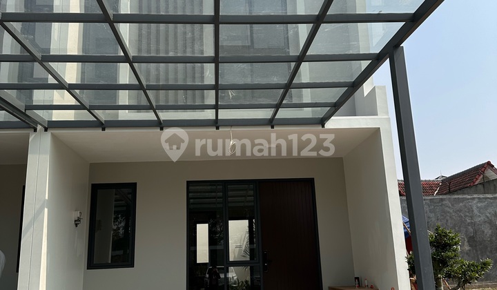 Rumah Di Victoria Village Di Victoria Park Karawaci Tengah Kota Tangerang 