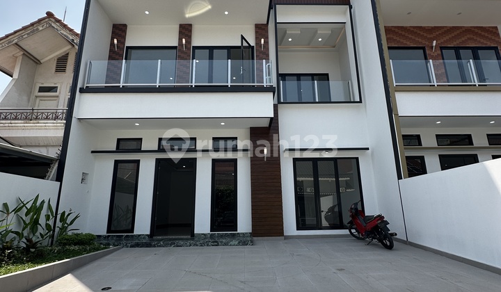 Di Jual Rumah Di Nusaloka Bsd Baru Bangunan Mandiri Siap Huni