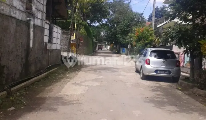 Rumah Asri Posisi Hook Di Komplek Bumi Pasundan Sindangkaya 2