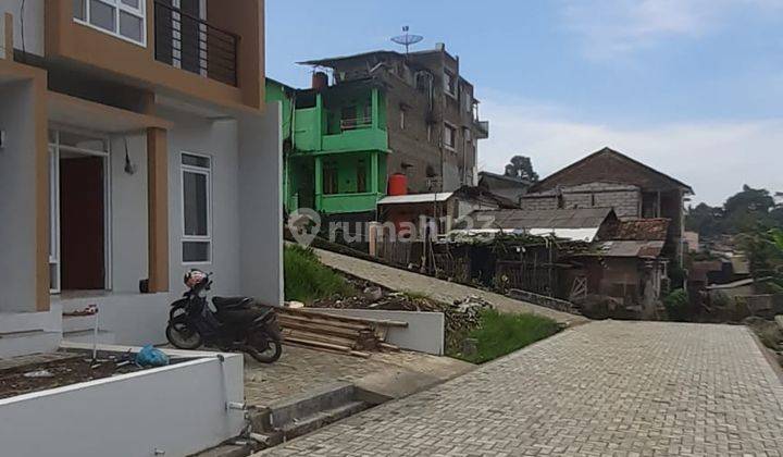 Rumah minimalis bangunan baru dii sindanglaya arcamanik SHM 6