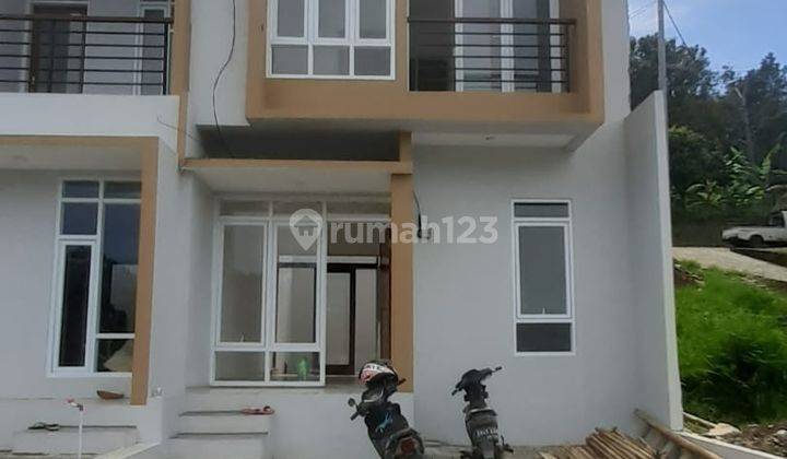 Rumah minimalis bangunan baru dii sindanglaya arcamanik SHM 1