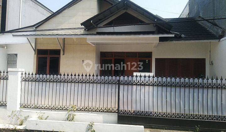 DIKONTRAKKAN... Rumah asri dan luas di batu indah buahbatu  1