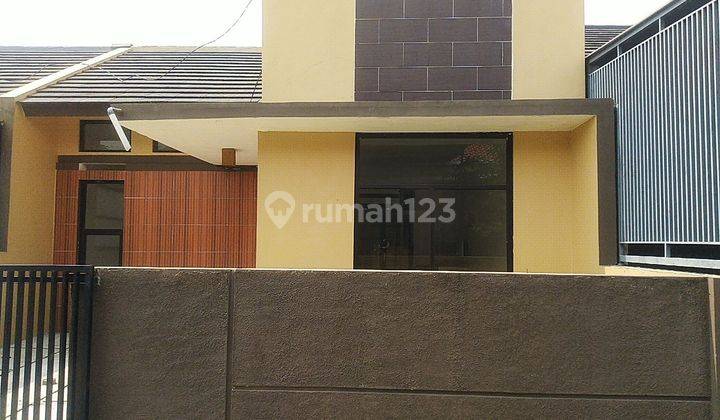 Rumah minimalis bangunan baru di cibiru hilir  1