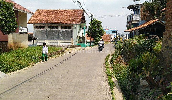 Ruko baru dan strategis di jalan SMPN 1 cileunyi  2