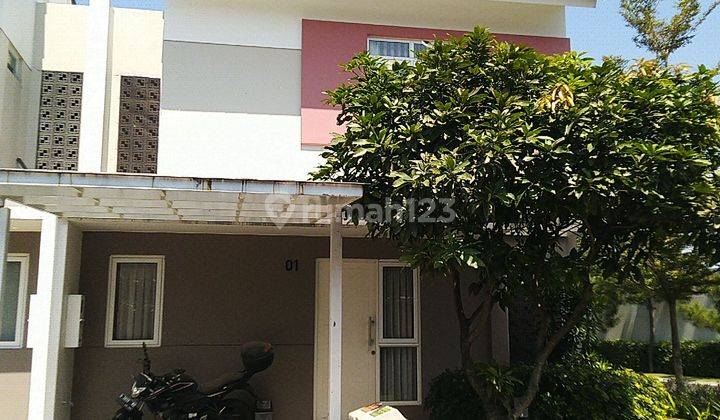 DIKONTRAKKAN...Rumah minimalis posisi hook di Summarecon gedebage