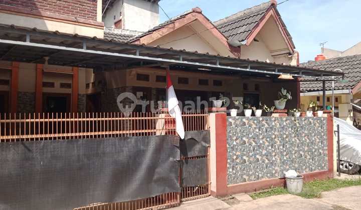 Rumah Asri Dan Terawat Di Komplek Permata Biru Cibiru 2