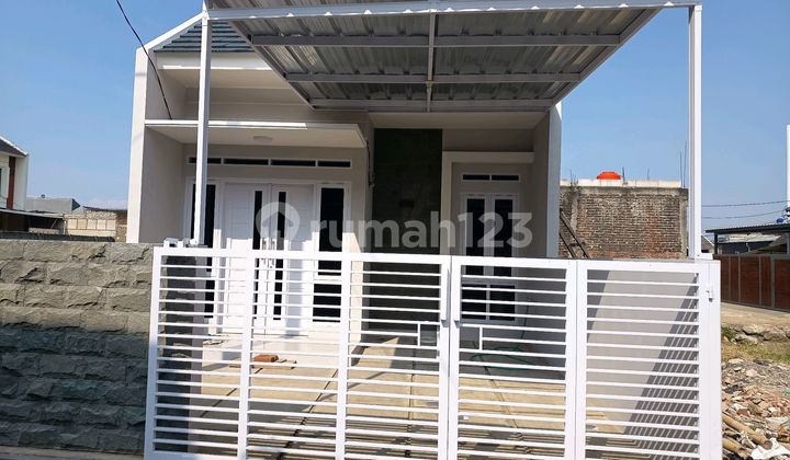 Rumah Minimalis Asri Bangunan Baru di Pilar Cibiru
