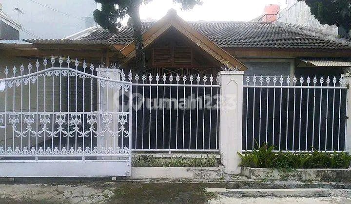 A Refreshing and Comfortable Home in the Turangga Area