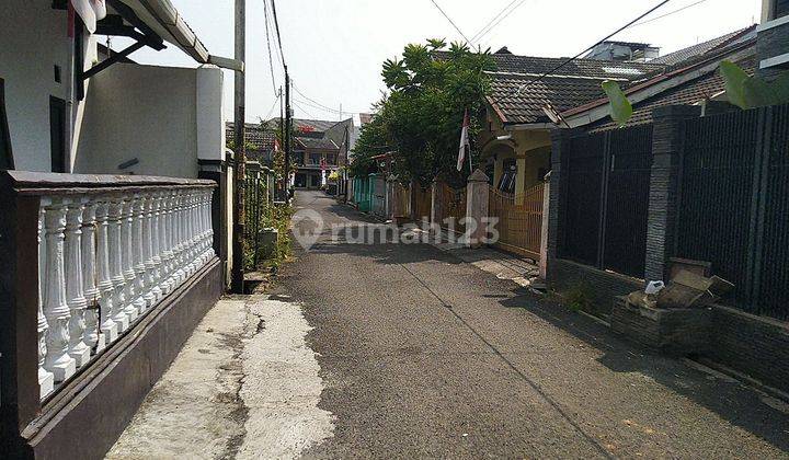 DIKONTRAKKAN...Rumah minimalis bagus 2 lantai di riung bandung 2