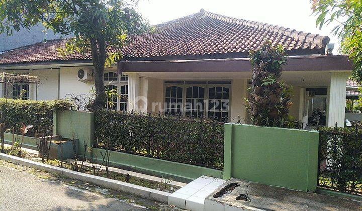 Dikontrakkan Rumah Hook Dan Luas Di Parakan Buah Batu 1