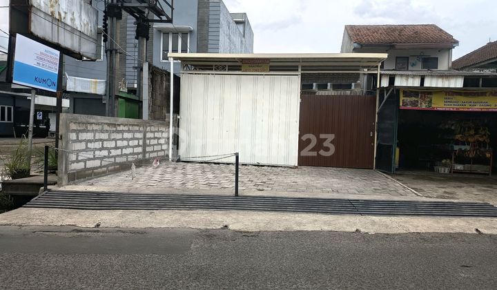 Commercial Space for Rent on Parakan Saat Antapani Main Road Commercial Space for Rent on Parakan Saat Antapani Main Road