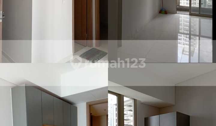 Sell Taman Anggrek Residence Apartment - 2 BR Suite, Semi-Furnished, Good Condition, Suitable for Investment 1