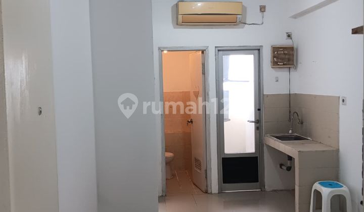 Disewa Apartemen Gading Nias Tower Grand Emerald - 2 BR, Kosongan dengan 2 AC, Siap Huni