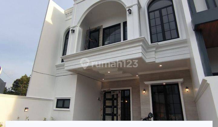 Rumah 3 Lantai di Kebagusan, Jakarta Selatan 1