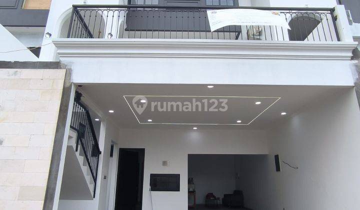 Dijual Rumah Ada Kolam Renang Dan Lift di Pejaten Barat Jakarta Selatan 2