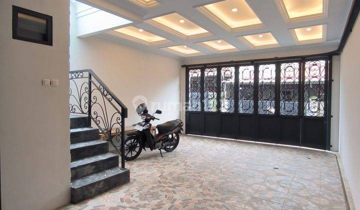 Dijual Rumah Eropa Classic di Jatipadang Pasar Minggu Jakarta Selatan 2