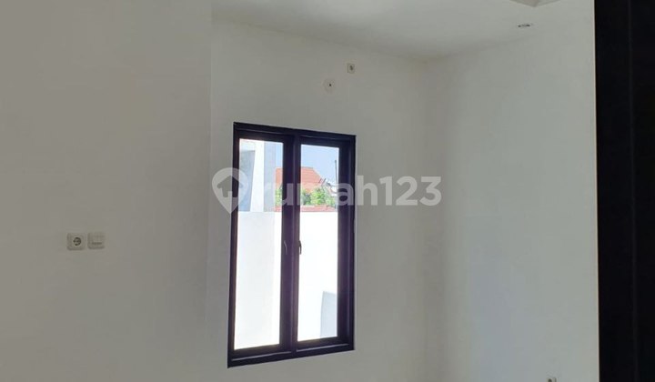 Dijual Rumah Nirwana Eksekutif - Baru Gress 2