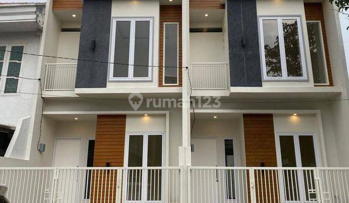 Rumah Rungkut Asri New Minimalis Carport 2 1