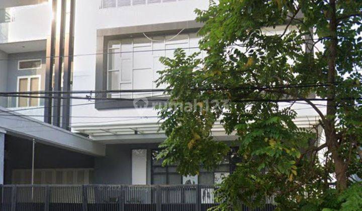 Ildva Uywne, Ruko Bangunan Usaha Raya Dharmahusada Lantai 1 1