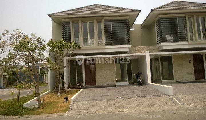 DISEWAKAN RUMAH GREEN HILL CITRALAND - ONE GATE SYSTEM 1