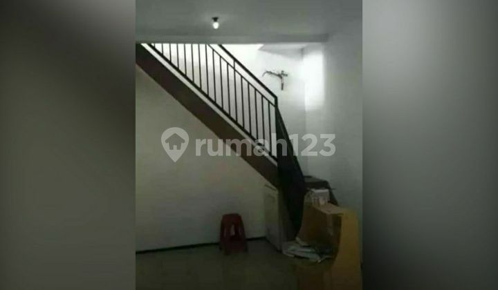 DISEWAKAN RUMAH DUKUH KUPANG TIMUR - HOOK - KOSONGAN 2